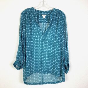 Caslon Women's V-Neck Blouse Size M Green Sheer Hi-Low Roll Tab Sleeve Office